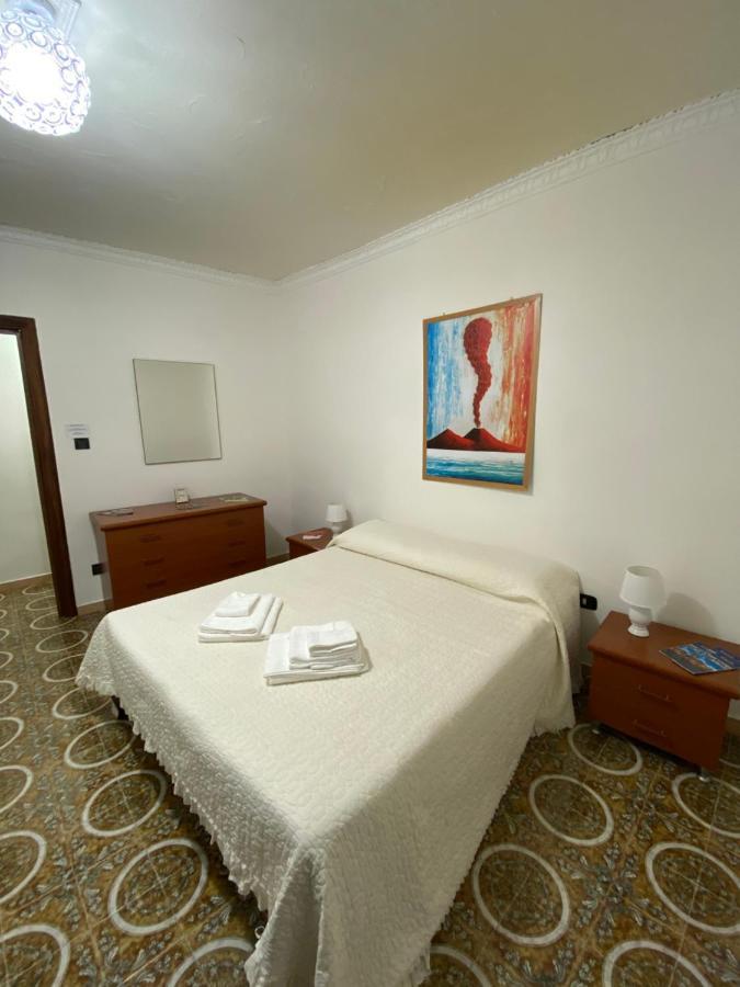 Quartieri Spagnoli Homecasa Vacanze Неаполь Экстерьер фото